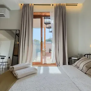 oasis-suites-near-picasso-museum.topbarcelonahotels.com/